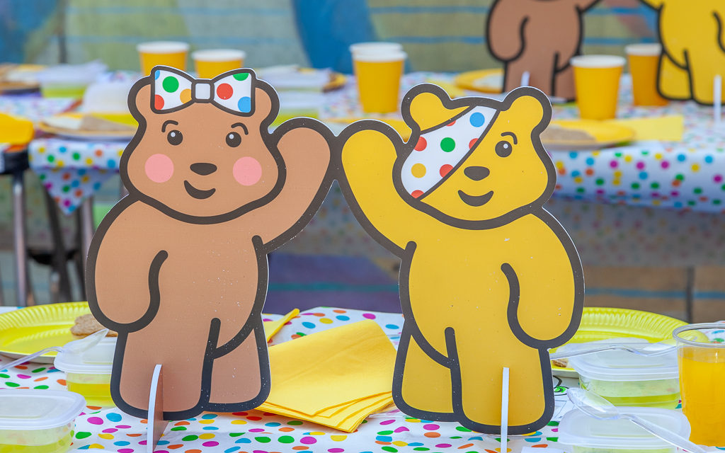 Asda Longwell Green hosts a Picnic for Pudsey!