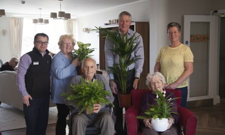 Why a balanced diet is important for people with dementia