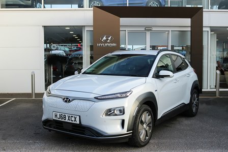 Westover celebrates as Hyundai Motor UK named electric vehicle manufacturer of the year