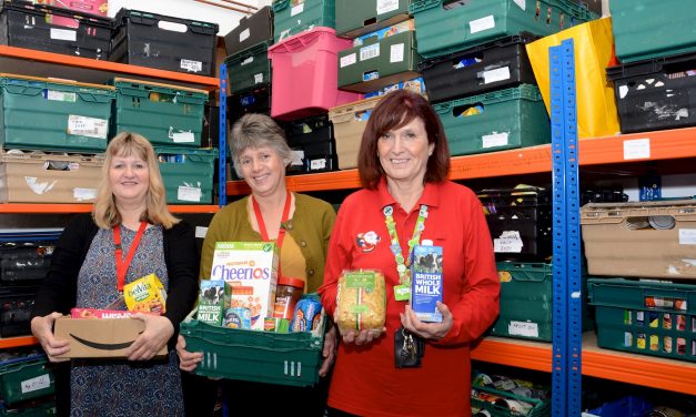 Talbot Village Trust provides grant to Poole Food Bank