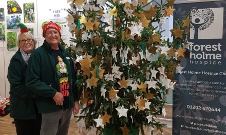 Forest Holme Hospice raises more than £4,000 thanks to iconic remembrance tree at Dolphin Shopping Centre