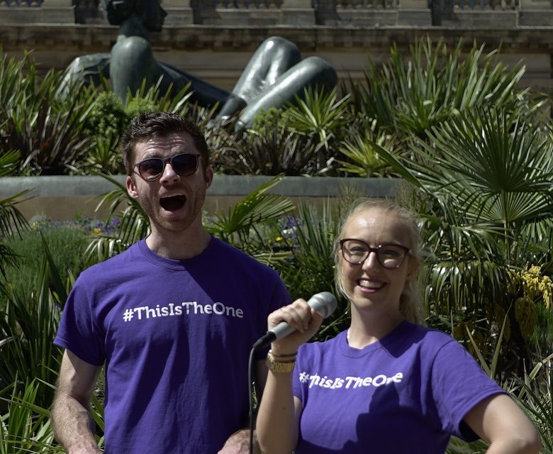 This is the One! Singer and pianist flashmob brings Bristol to a standstill