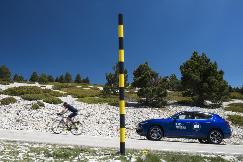 MASERATI: THE SIXTH EDITION OF THE PARIS-MODENA TOUR HAS STARTED