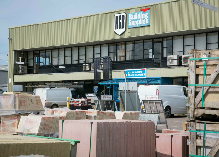 Builders merchant extends opening hours