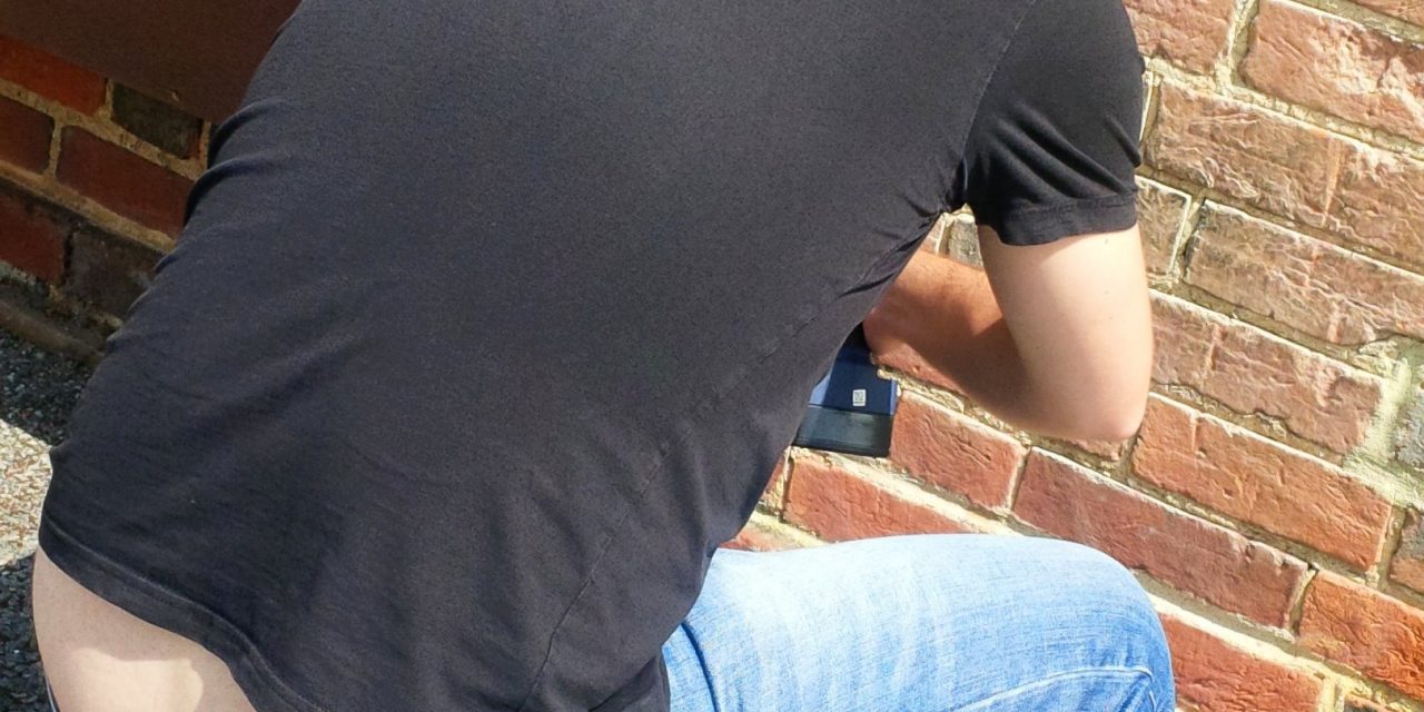 Builders bums needed for charity calendar!