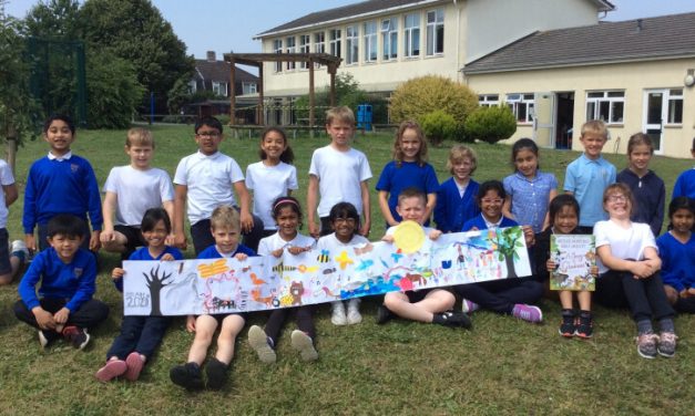 Business donates £1,000 worth of books to local schools