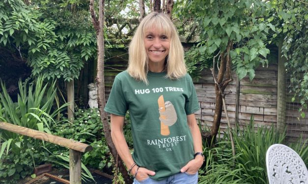MICHAELA STRACHAN ENCOURAGES FAMILIES TO HUG 100 TREES FOR THE RAINFORESTS