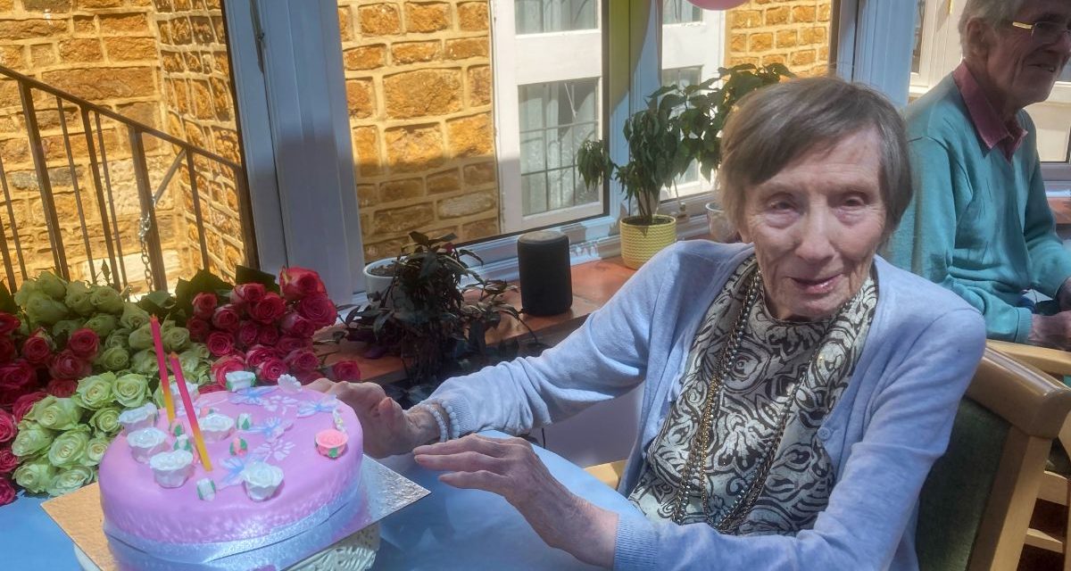 DEDDINGTON CARE HOME RESIDENT CELEBRATES MILESTONE BIRTHDAY