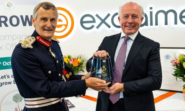 Lord-Lieutenant of Hampshire visits Exclaimer’s headquarters in Farnborough to present its Queen’s Award for Enterprise 2020