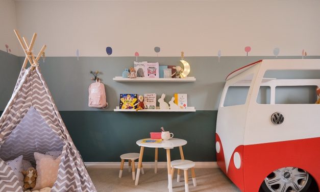 STAYCATION INSPIRES SHOW HOME STYLING IN DEVON