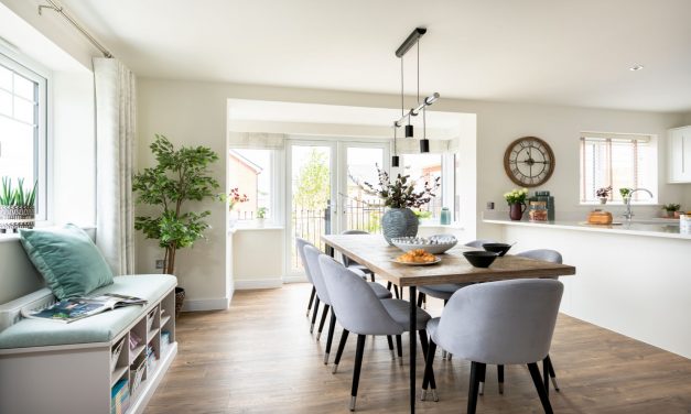 First visitors welcomed to new housing development in Yate