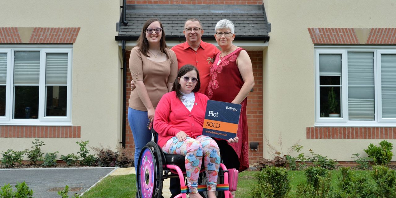 Bellway helps family make light work of long-distance move from Alabama to Wiltshire