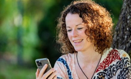 Vicki Renz Self Womb Healing course to clear blockages and conceive naturally