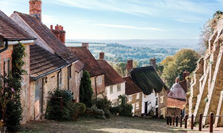 What are the Top Sights around the South of England for November?
