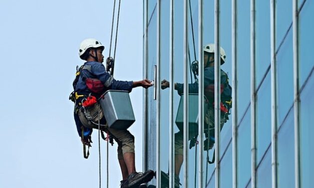 The South of England and London: Largest Employers and Economic Pillars
