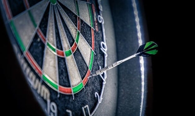 Luke Littler Triumphs in Thrilling Premier League Darts Night in Glasgow