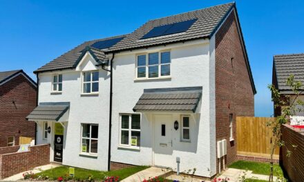 INSIDE THE SPLIT-LEVEL NEW HOMES IN ILFRACOMBE