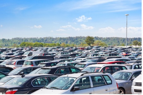 Parked cars behind 20,000 collisions – more than drug drivers or mobiles