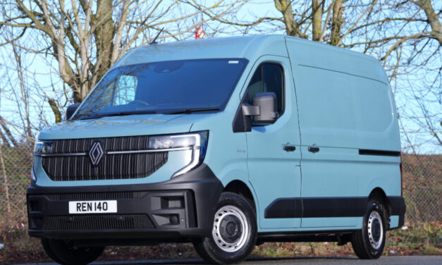 Renault Master carries away the ‘Best Large Van’ title for second year in a row at the 2026 Parkers Van and Pickup Awards