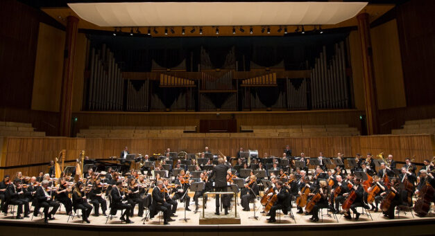 SIX IN 10 ADULTS IN FAVOUR OF AI CREATING NEW MUSIC FROM THE ALL-TIME GREATS