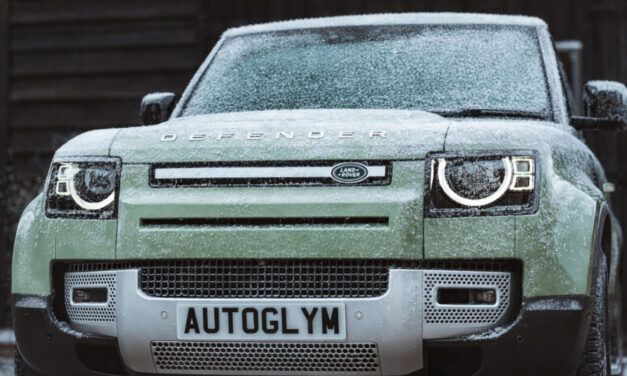 Two-thirds of younger drivers don’t fully clear ice from windscreens before setting off