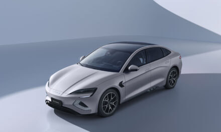 BYD launches new model year 2026 SEAL saloon: more practicality, increased customisation and greater specification