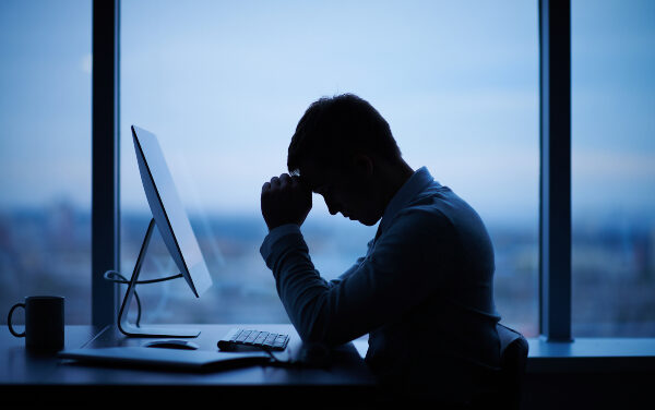 New research into work-related stress: employees feel unsupported – employers claim they intervene early