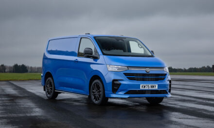 Volkswagen Commercial Vehicles introduces new Transporter Commerce Pro S