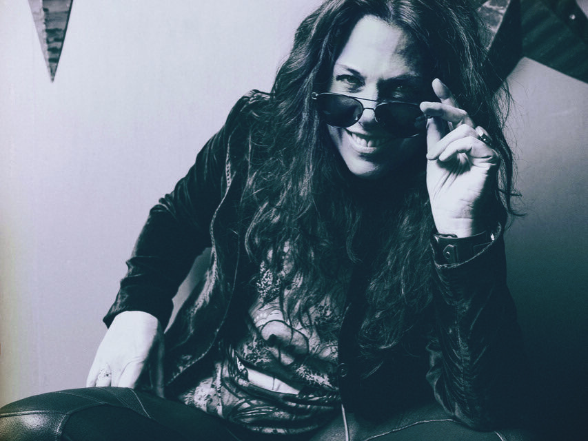 SARI SCHORR SET TO PREMIERE HER NEW STUDIO ALBUM ‘RUNNING WILD’ IN FULL DURING HEADLINE UK 2026 TOUR