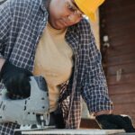 South West homeowners face seven-day waits for urgent repairs as tradie shortages continue to bite