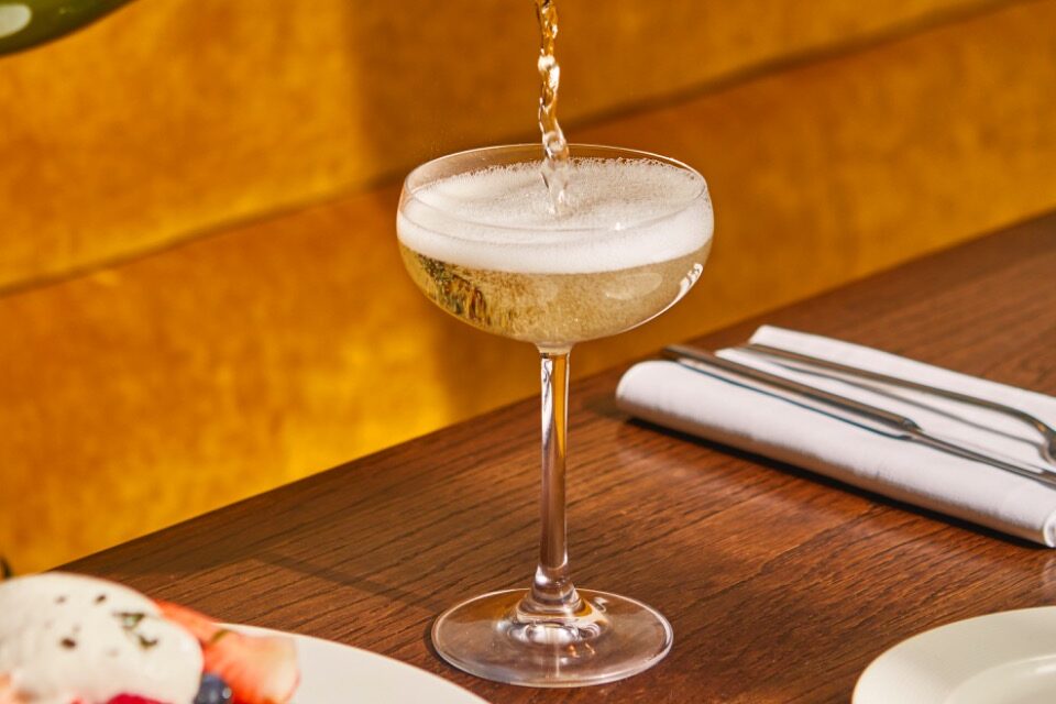 CÔTE BRASSERIE KICKS OFF FIRST-EVER WORLD CUP SCREENINGS